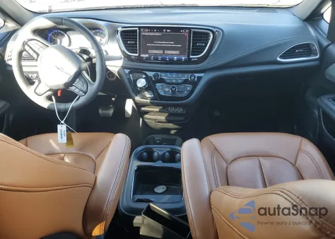 2023 Chrysler Pacifica Touring L z USA, uszkodzony, nr VIN 2C4RC1BG9PR603706